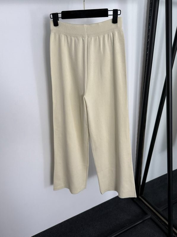 Costume female фото 2