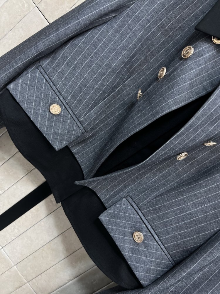 Костюм жіночий фото 2