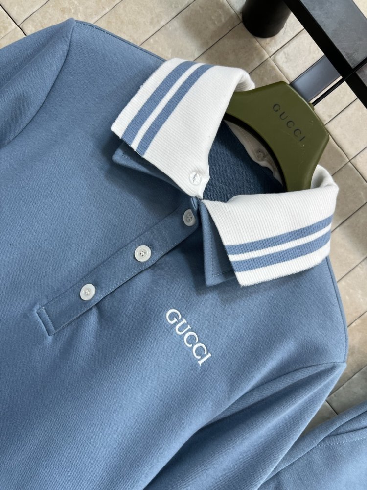 Костюм жіночий фото 2