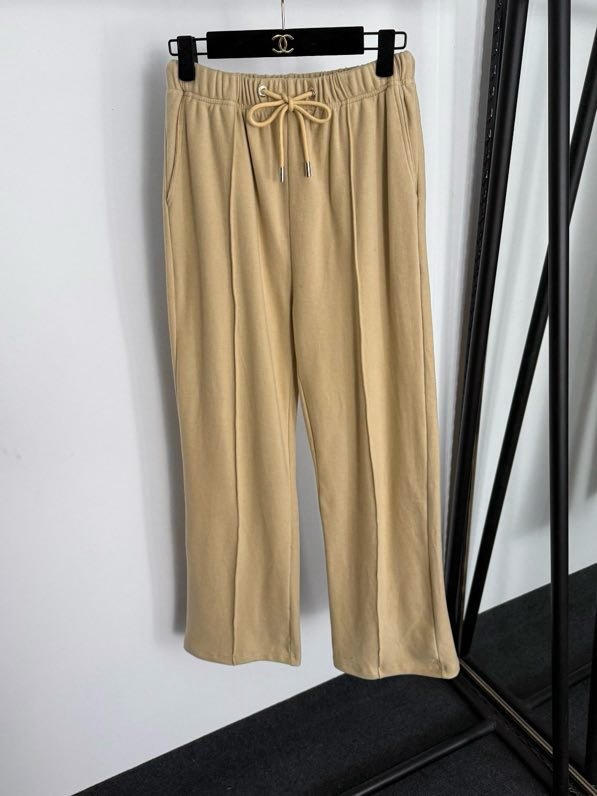 Costume female фото 2