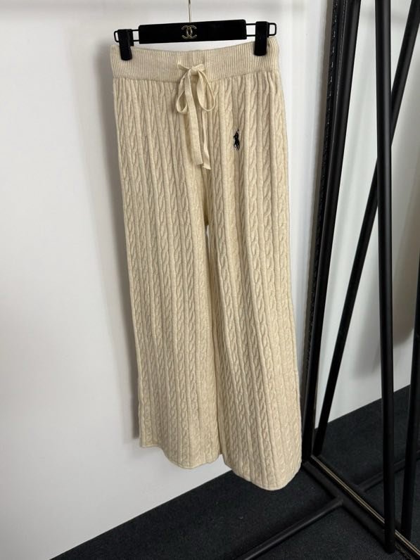 Костюм жіночий фото 2