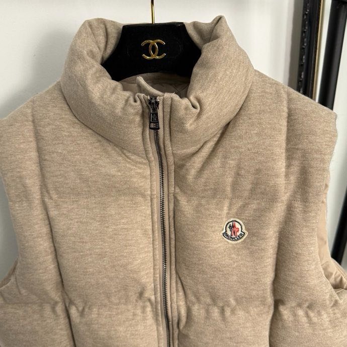 Костюм жіночий фото 2