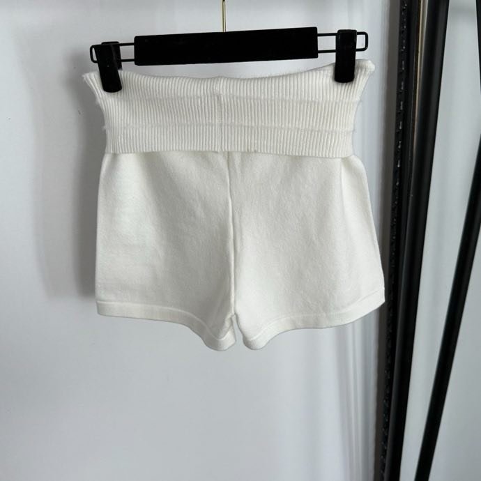 Костюм жіночий фото 2