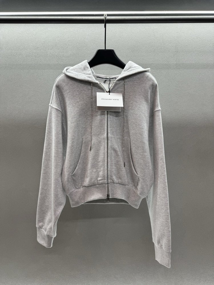 Костюм женский фото 2