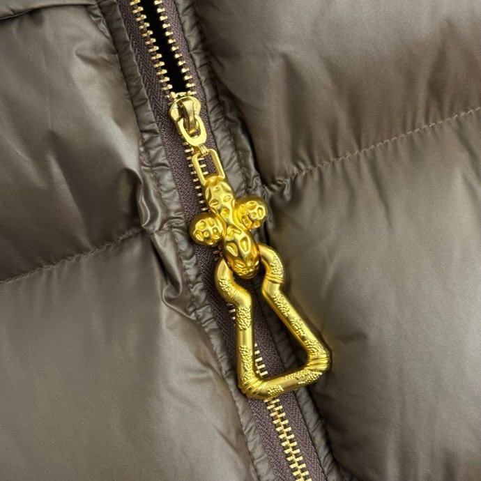 Костюм женский фото 2