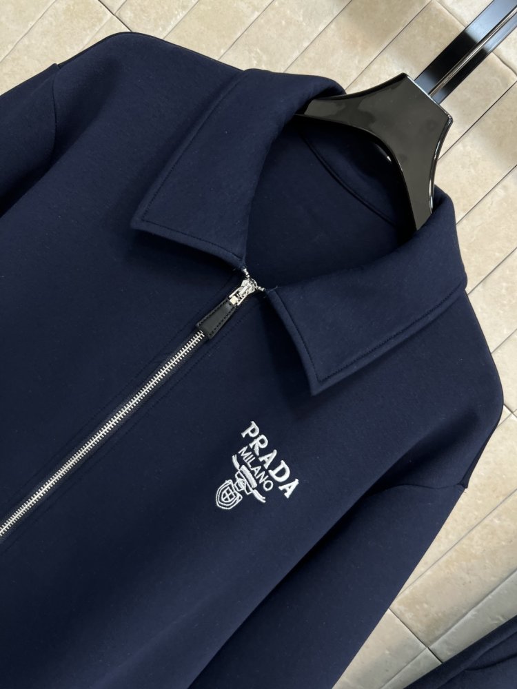 Костюм женский фото 2