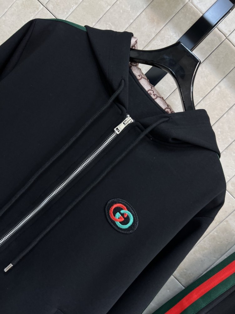 Костюм женский фото 2