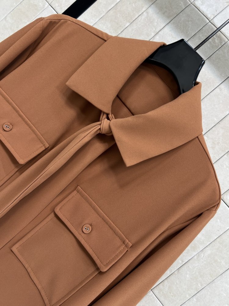 Costume female фото 2