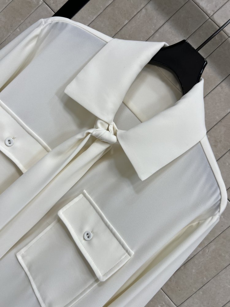 Костюм жіночий фото 2