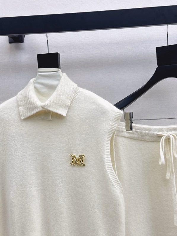 Костюм женский фото 2