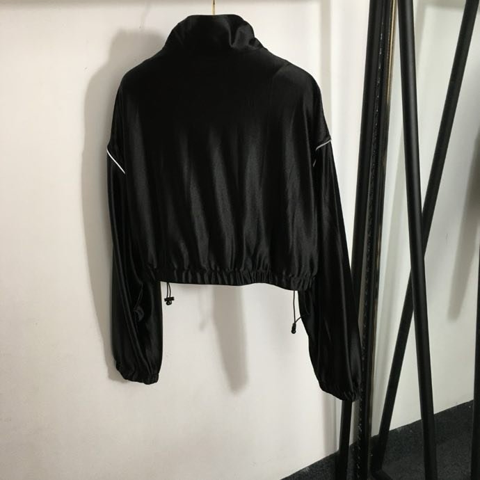 Костюм женский фото 2