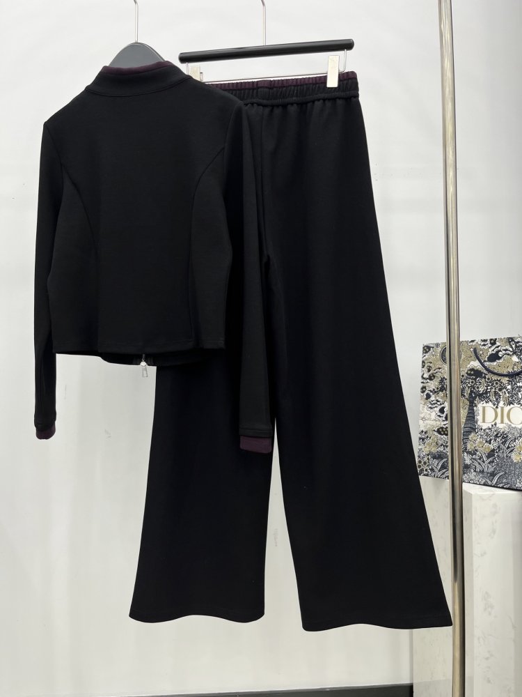 Костюм жіночий фото 2