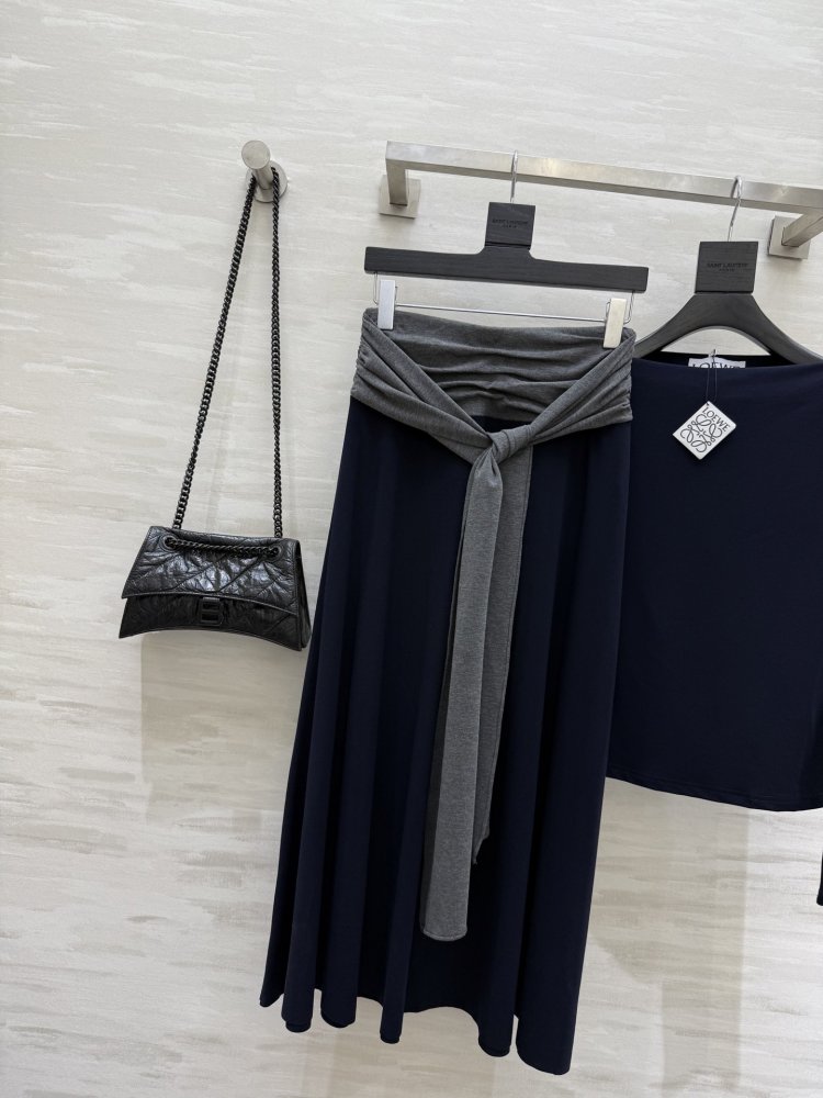 Костюм жіночий фото 2