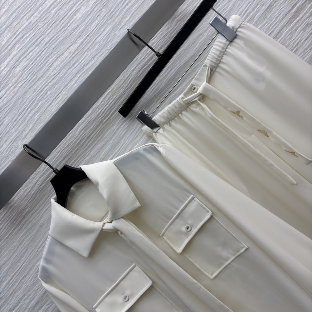 Костюм жіночий фото 2