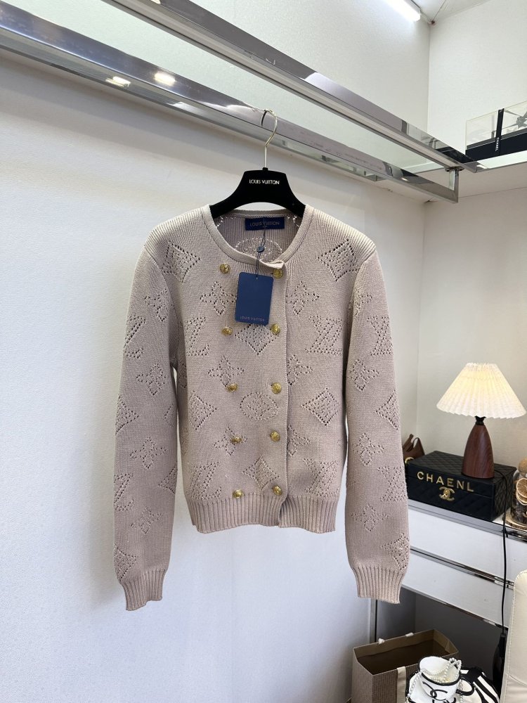 Costume female фото 2