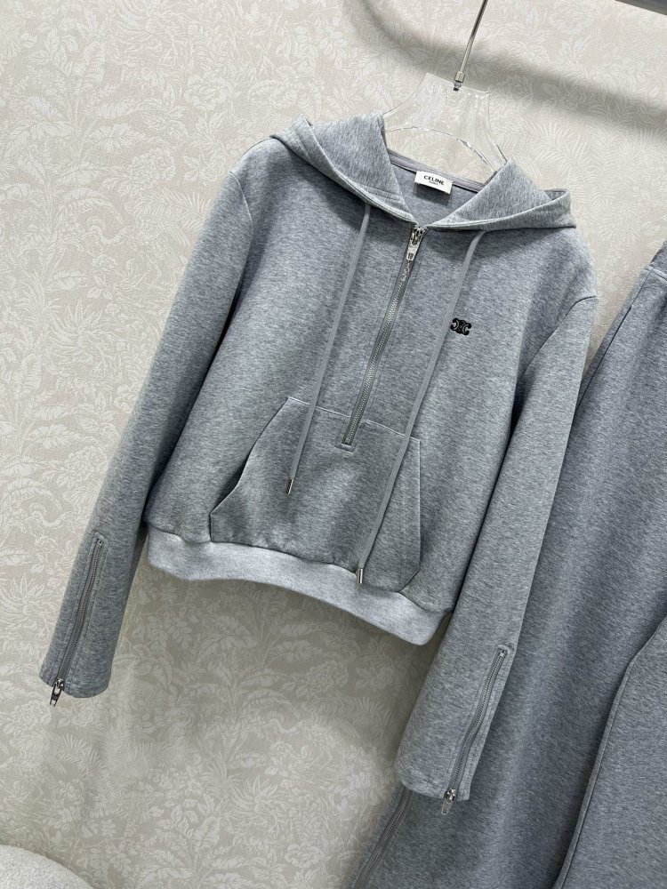 Костюм женский фото 2