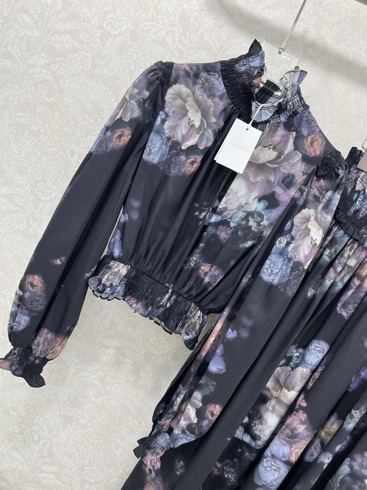 Костюм женский фото 2