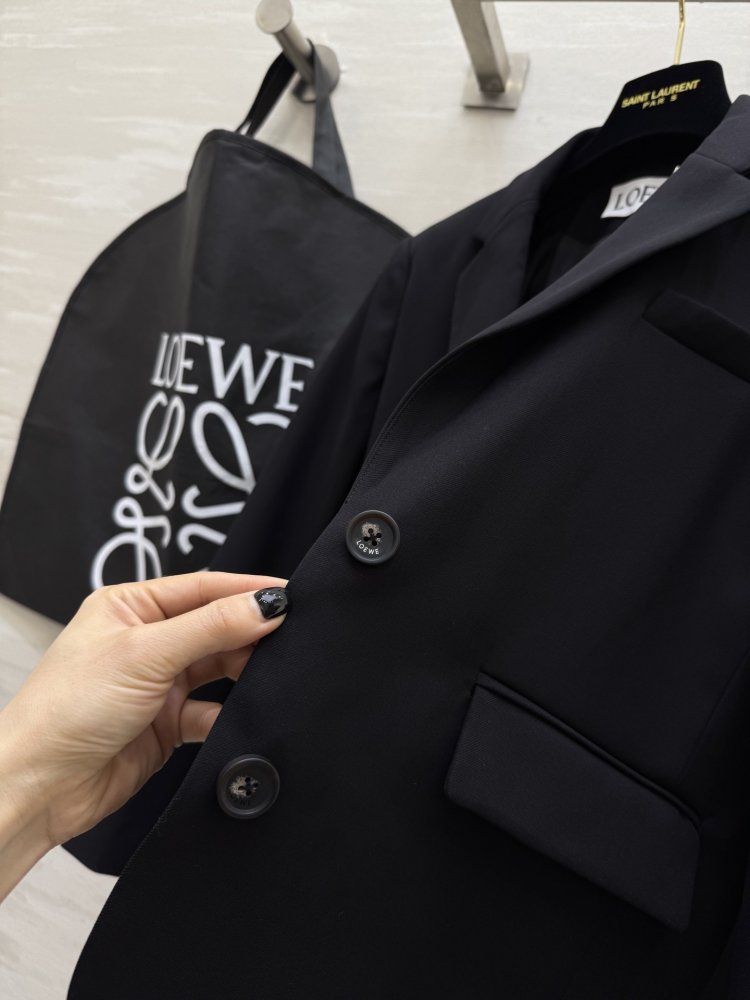 Костюм женский фото 2