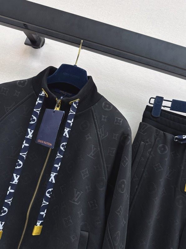 Costume female фото 2