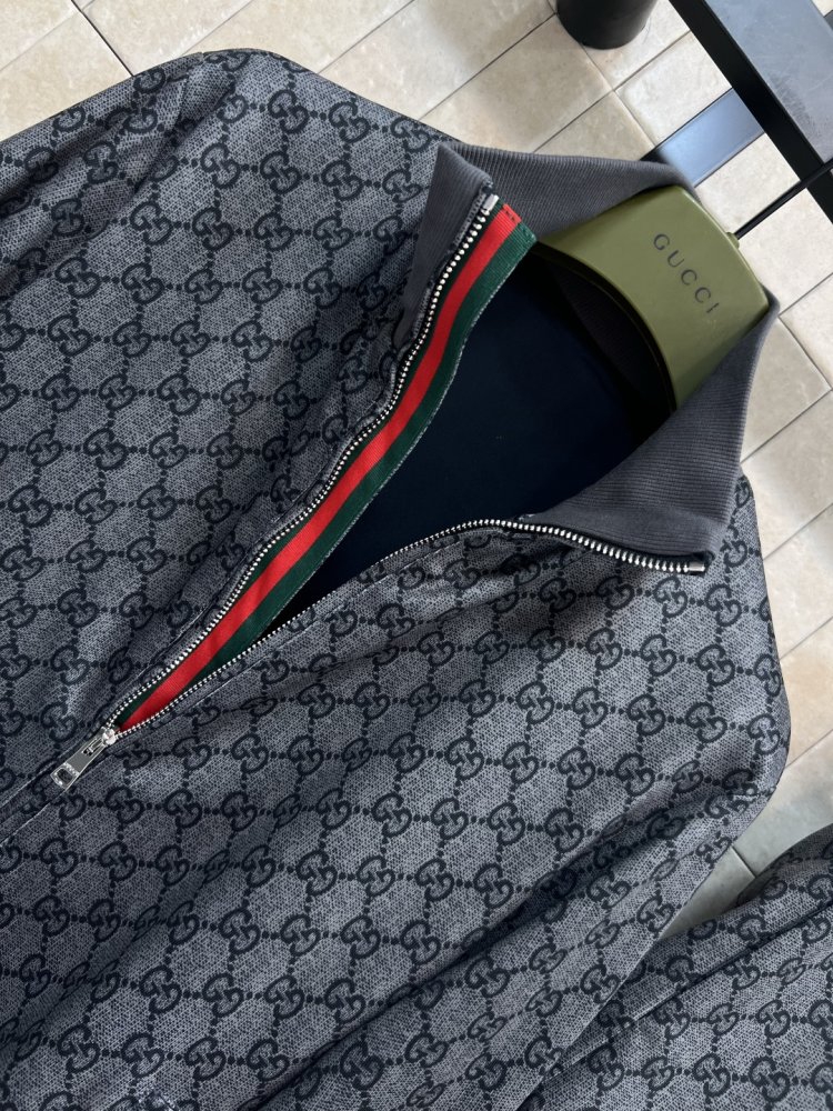 Костюм женский фото 2