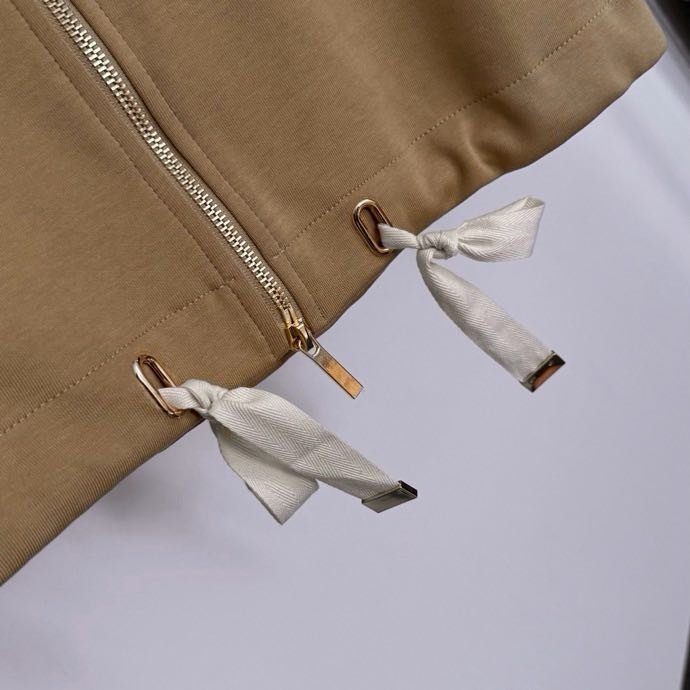 Костюм женский фото 2