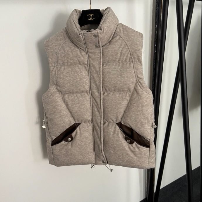 Костюм женский фото 2