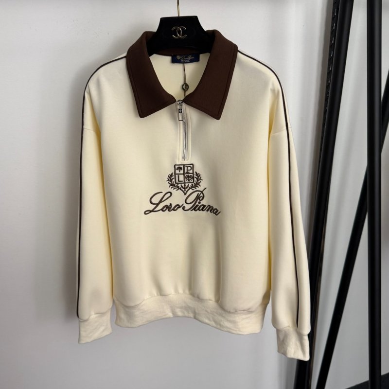 Костюм жіночий фото 2