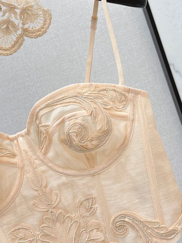 Костюм женский фото 2