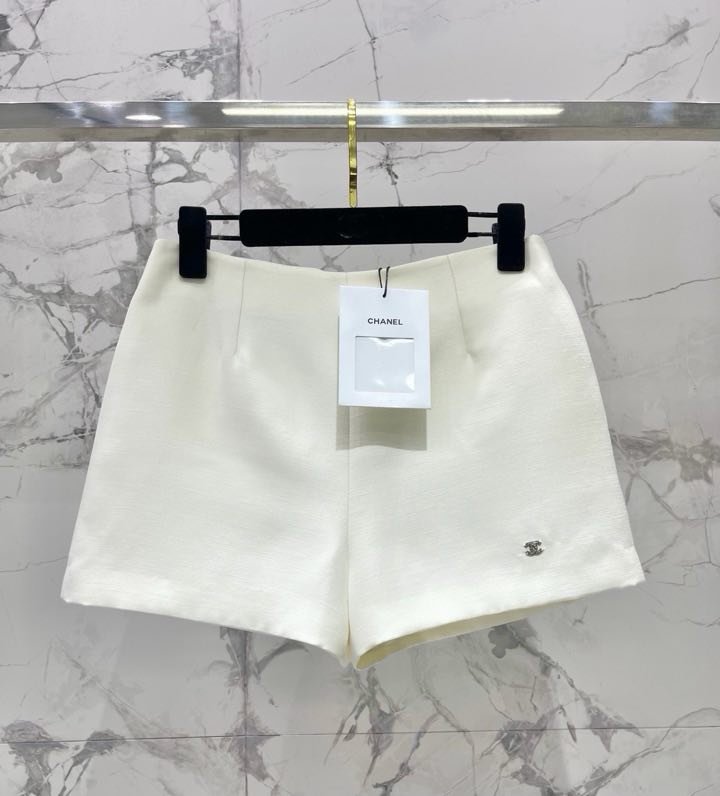 Костюм женский фото 2