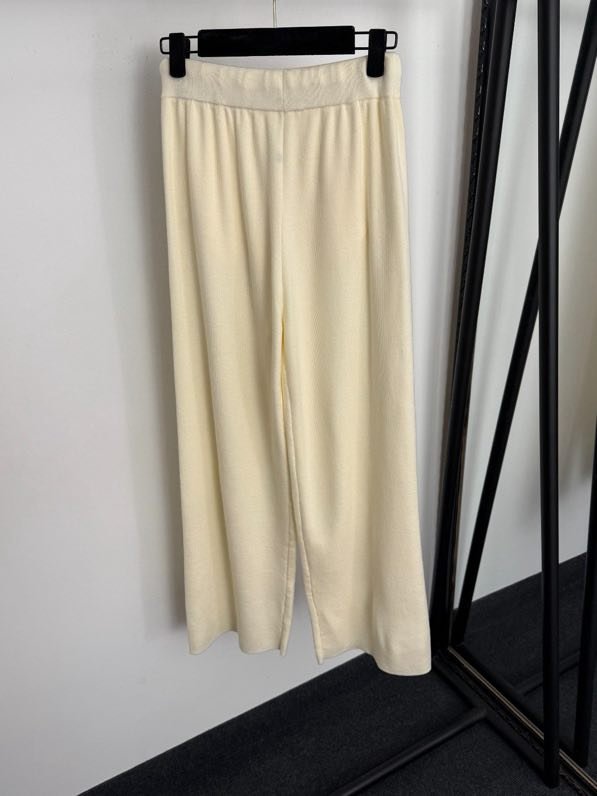 Costume female фото 2