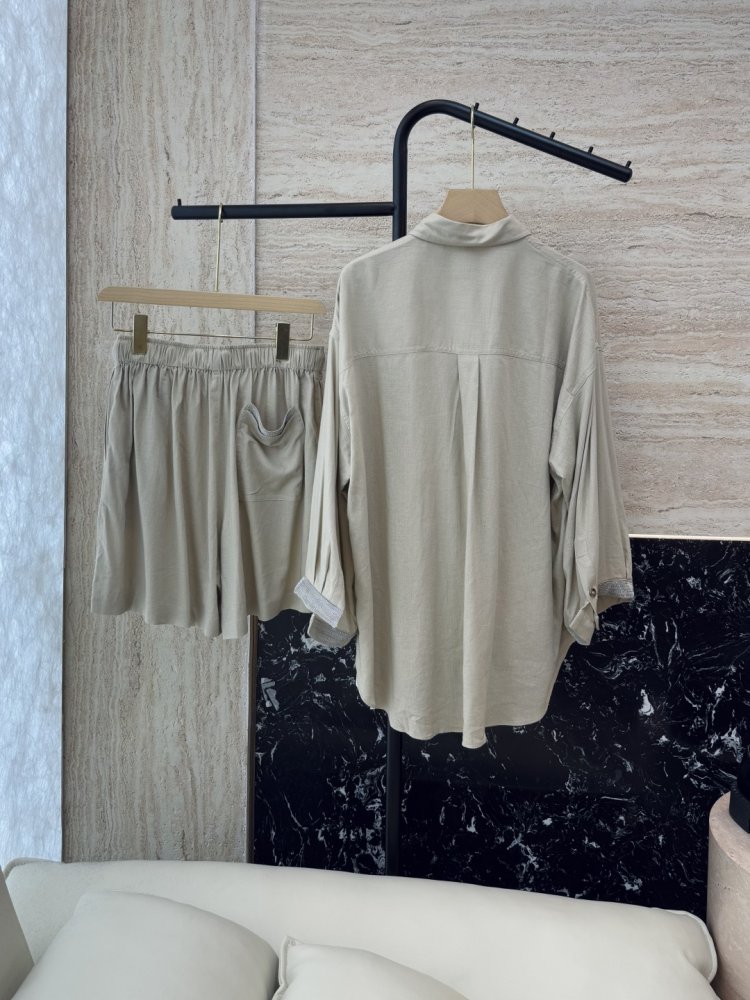 Костюм женский фото 2