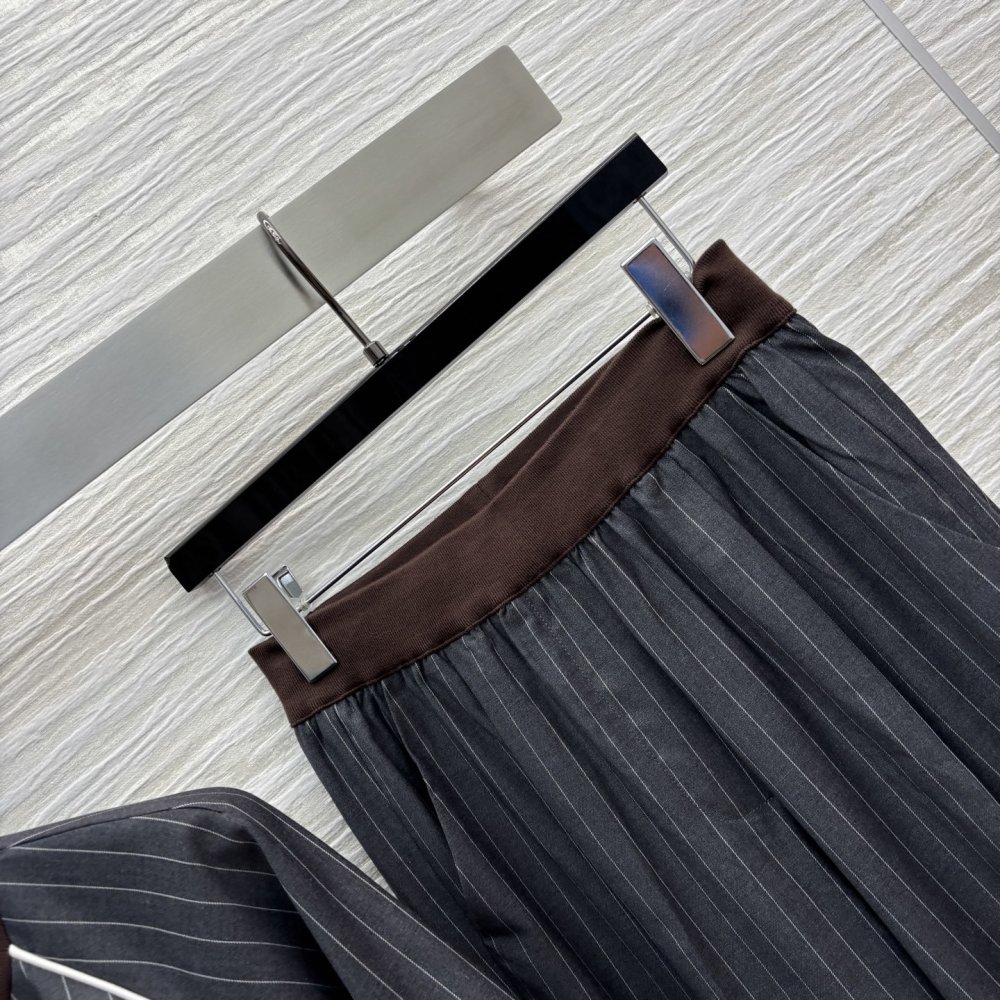 Костюм женский фото 3