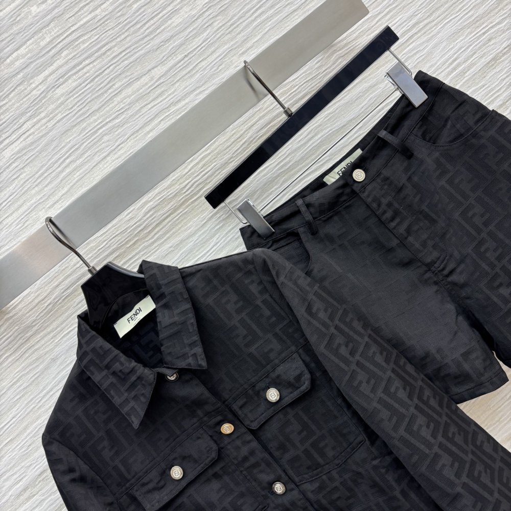 Costume female фото 3