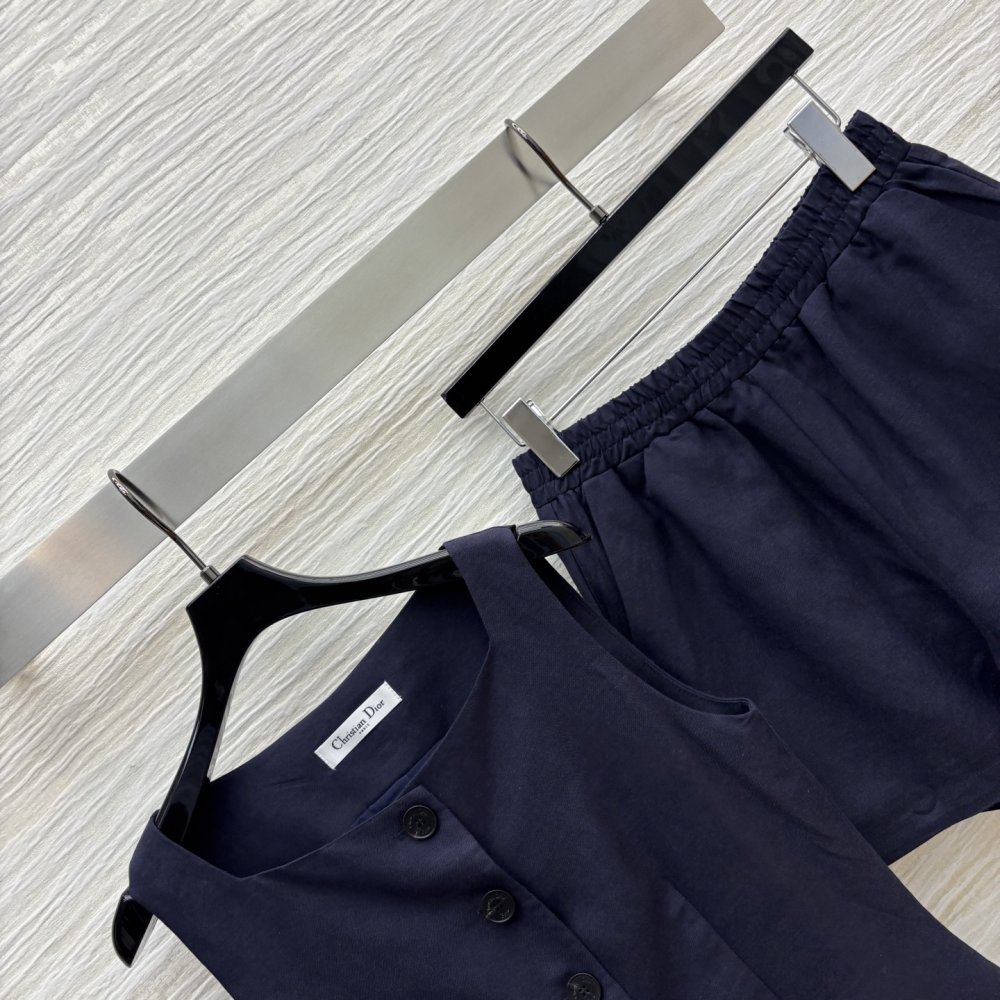 Костюм женский фото 3