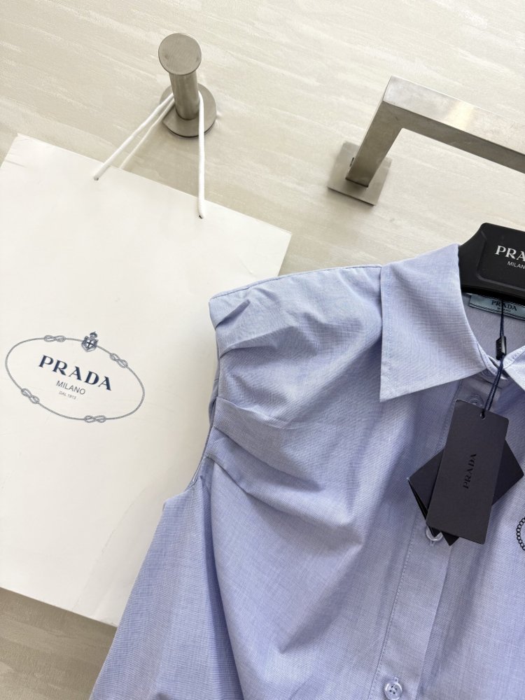 Костюм женский фото 3