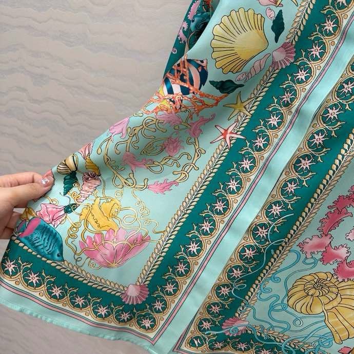 Костюм женский фото 3