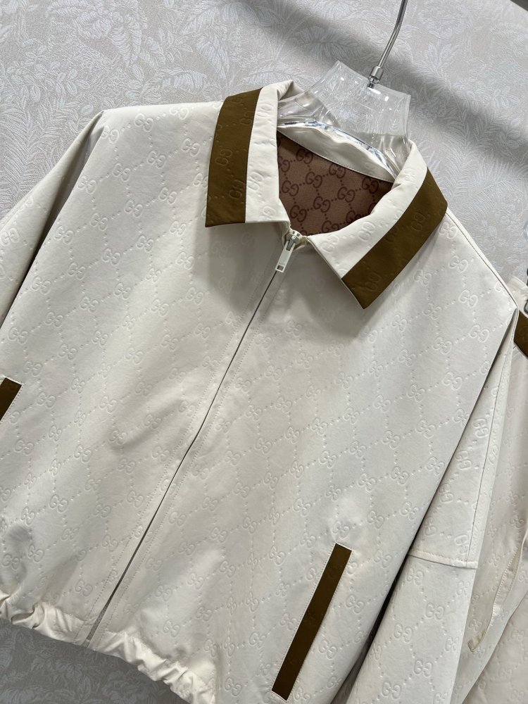 Костюм жіночий фото 3