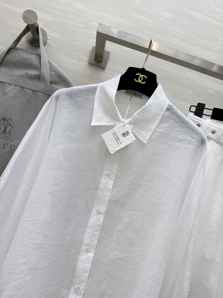 Костюм жіночий фото 3