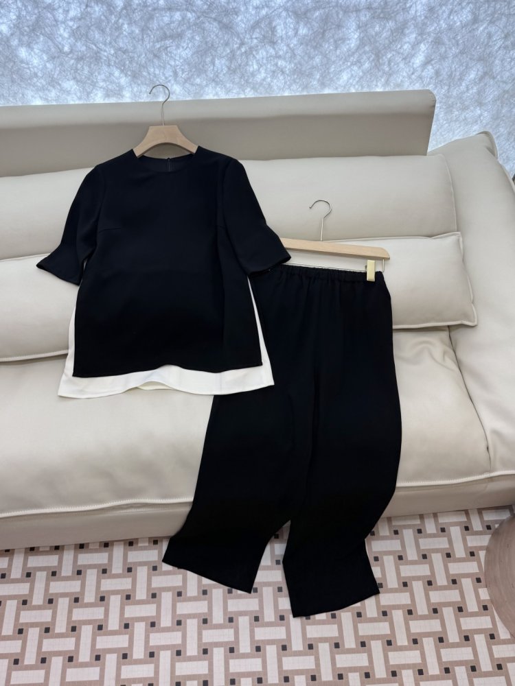 Костюм жіночий фото 3