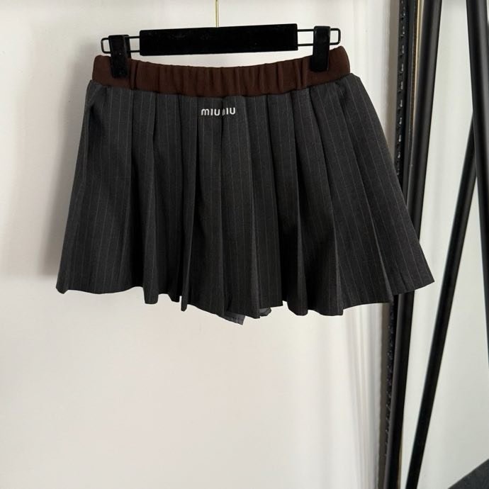 Костюм женский фото 3