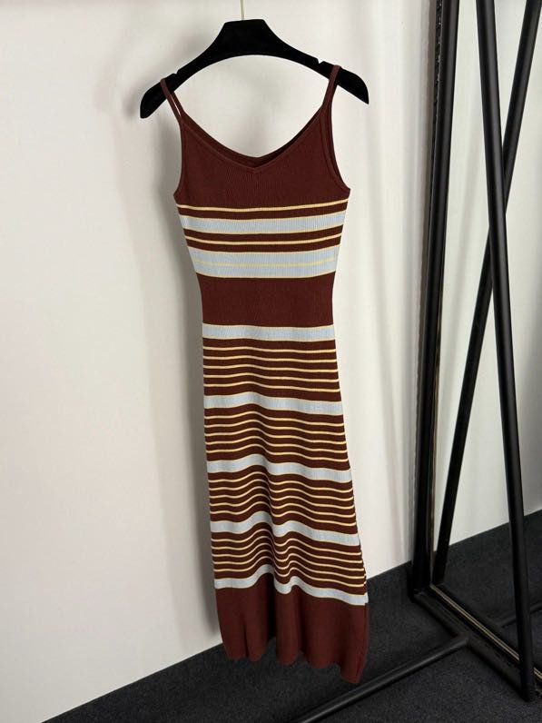 Костюм женский фото 3