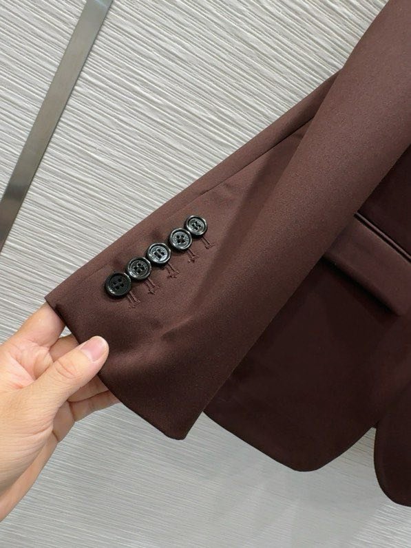 Костюм женский фото 3