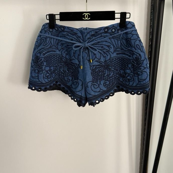 Costume female фото 3