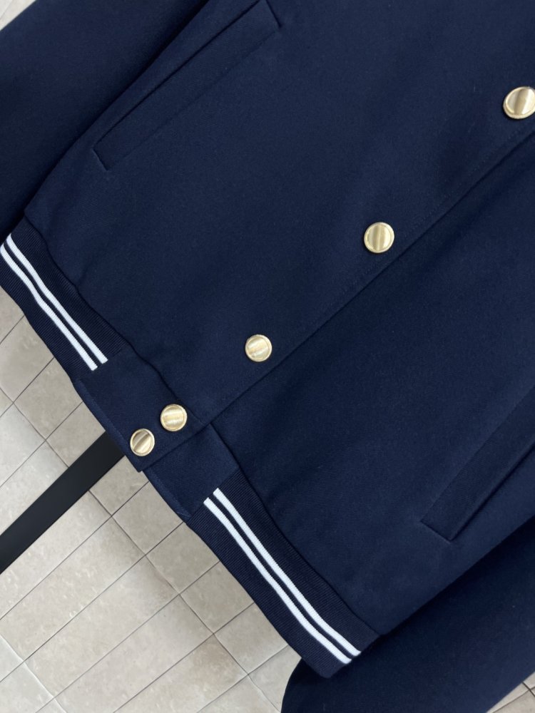 Костюм жіночий фото 3