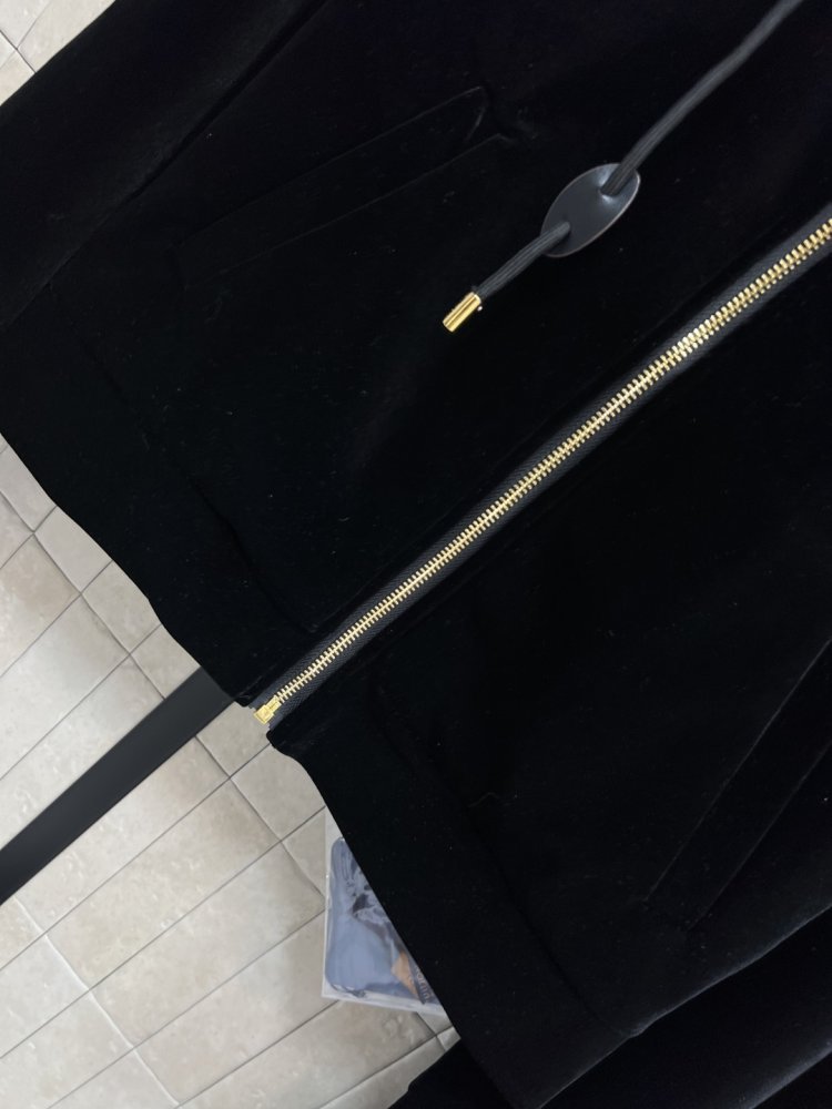 Костюм жіночий фото 3