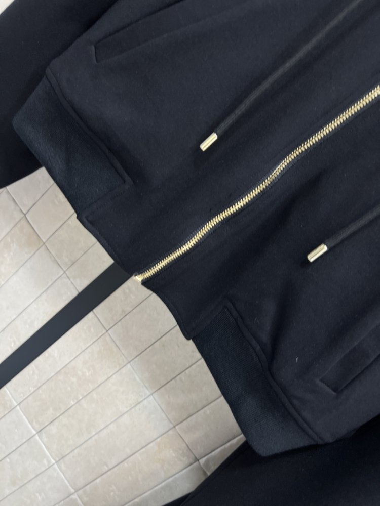 Костюм жіночий фото 3