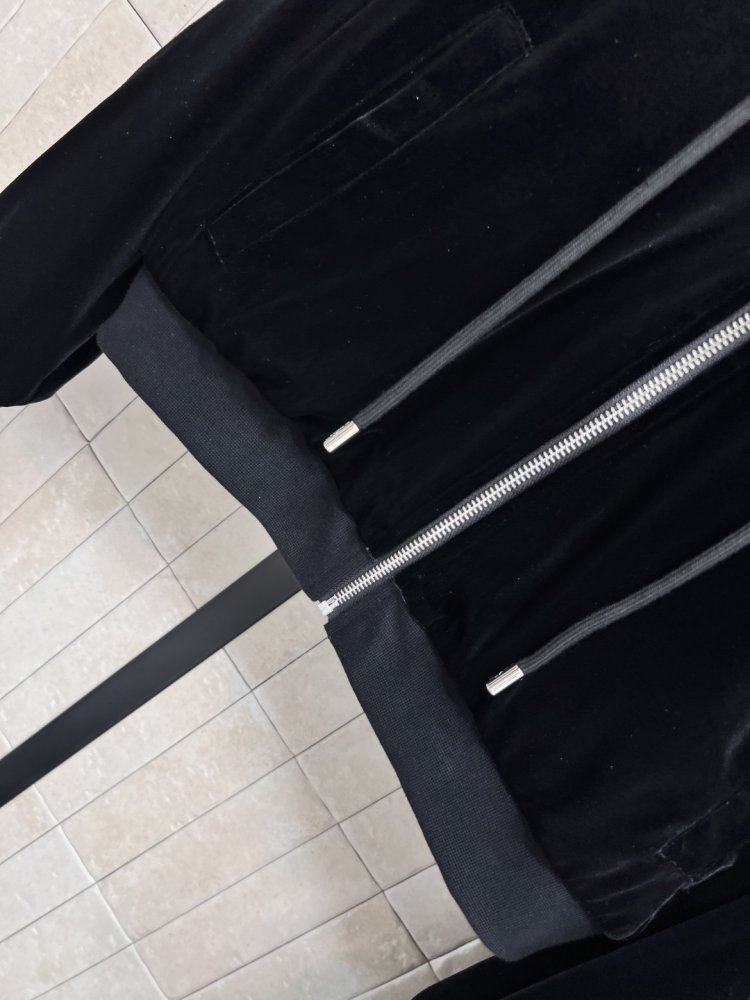 Костюм жіночий фото 3