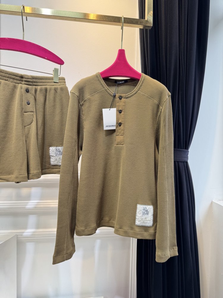 Костюм женский фото 3