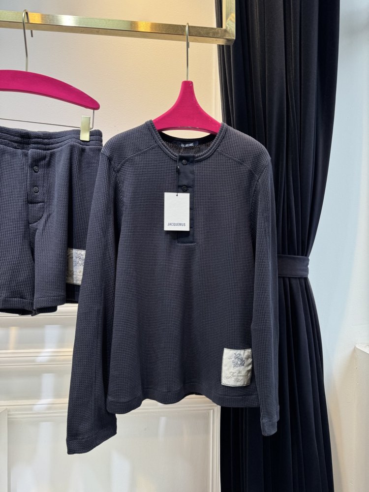 Костюм женский фото 3