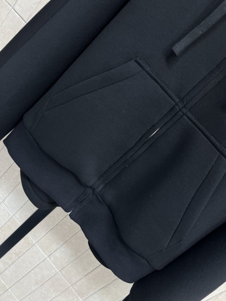 Костюм жіночий фото 3